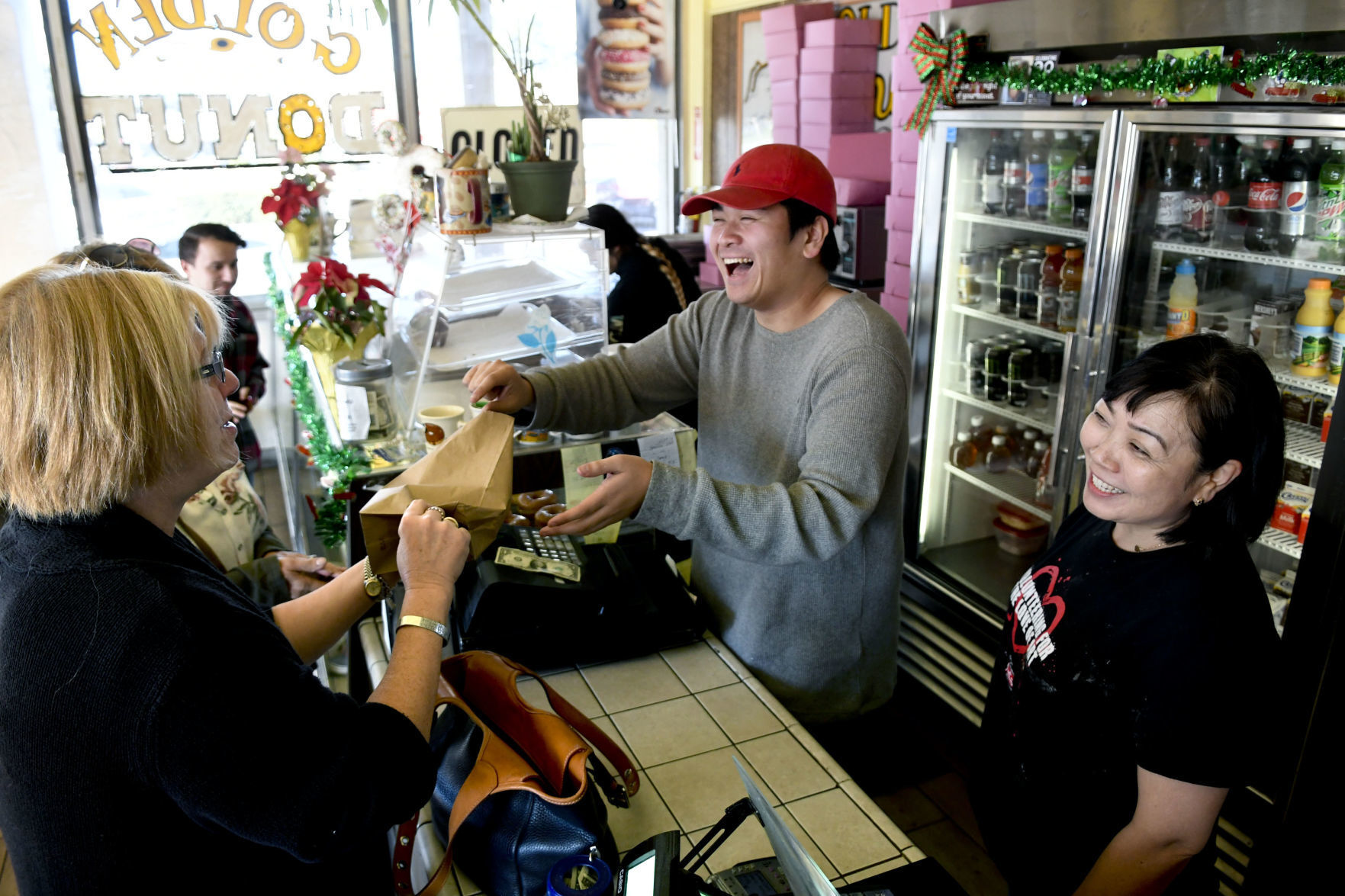 Daughter’s tweet sends customers flocking to mom’s Golden Donut shop in Orcutt